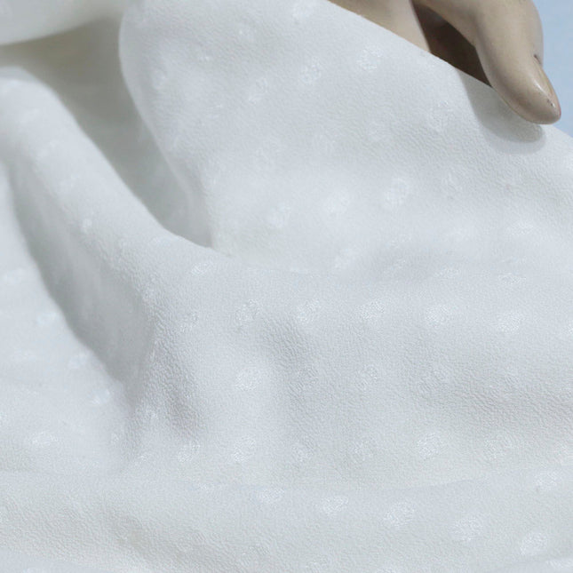 GEOGRETTE DIAMOND SWIZZDOT TEXTURE  WHITE COLOR