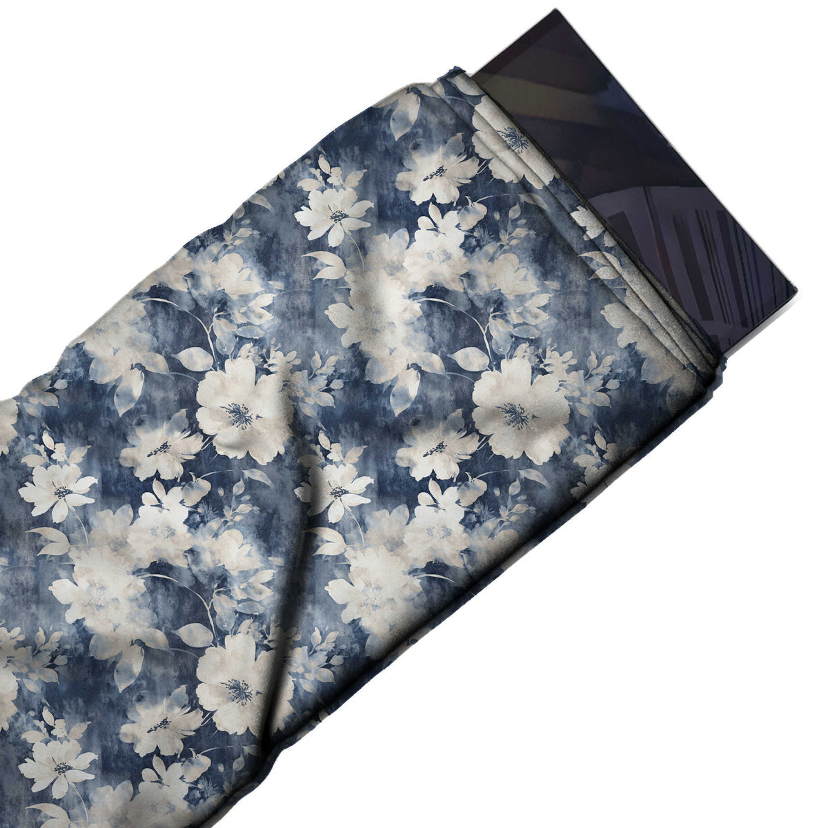 Flat fabric swatch: all-over floral of white and cream blossoms in loose clusters, design 3538, Clothwala